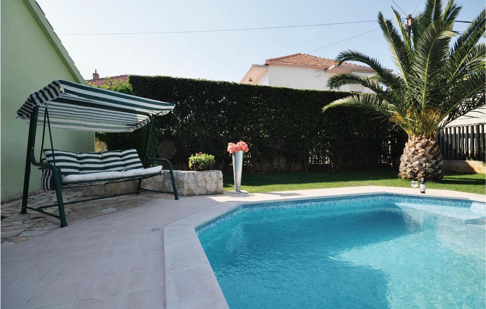 2 Bedroom Beautiful In