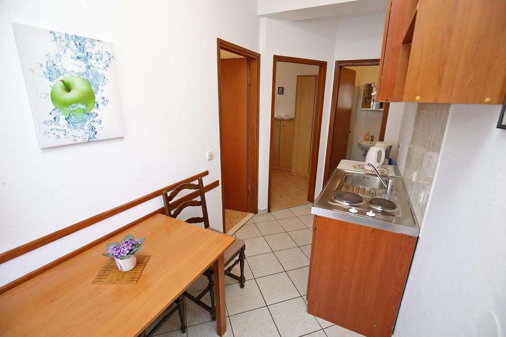 2 Bedroom Beautiful In *