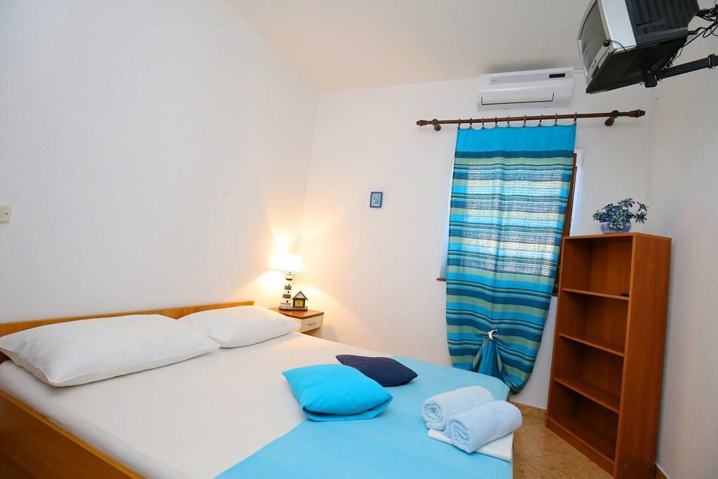 Appartement 2 Bedroom Beautiful In Zadar